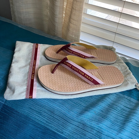 Louis Vuitton Bahia thong rubber sandals flip flops slippers beach spa slides 37 - Picture 1 of 8